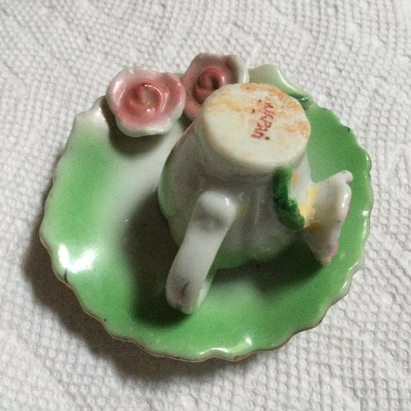 Vintage- miniature/ tiny TEA CUP AND SAUCER- made in Japan-3D pink Flower - Picture 7 of 9